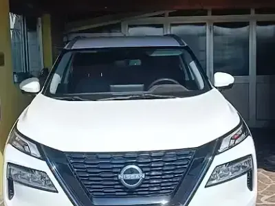 Usata Nissan X-Trail 158 CV (116 kW) 2023 Bianco SUV