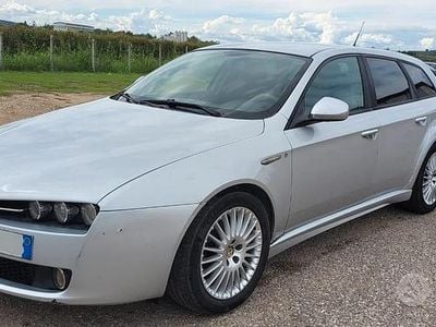 Usata Alfa Romeo 159 150 CV (110 kW) 2006 Grigio Station wagon