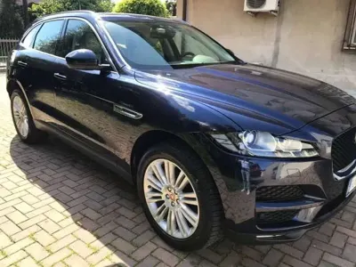 Usata Jaguar F-Pace Prestige 179 CV (131 kW) 2017 Blu/azzurro SUV