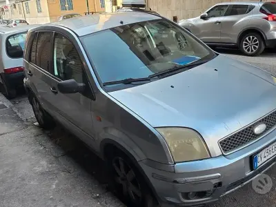 Usata Ford Fusion 90 CV (66 kW) 2005 Grigio Utilitaria