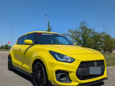 Usata Suzuki Swift Sport 140 CV (102 kW) 2018 Giallo Utilitaria