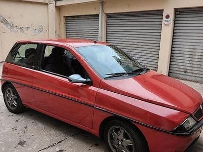 Usata Lancia Ypsilon 1999 Rosso Utilitaria
