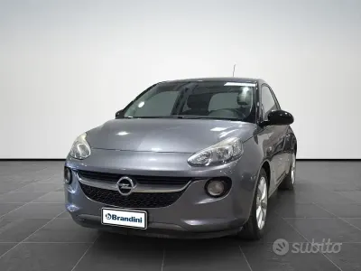 Usata Opel Adam Rocks 70 CV (51 kW) 2017 Grigio Utilitaria