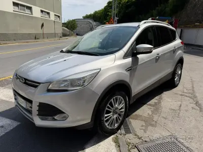 Usata Ford Kuga Titanium 140 CV (102 kW) 2014 Grigio SUV