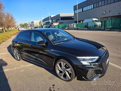 Begagnad Audi A3 S-Line 150 HK (110 kW) 2023 Svart Sedan