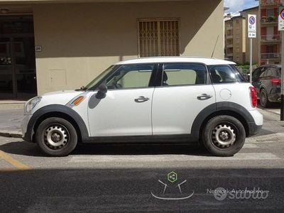 Usata Mini Cooper D Countryman Business 98 CV (72 kW) 2014 Bianco SUV