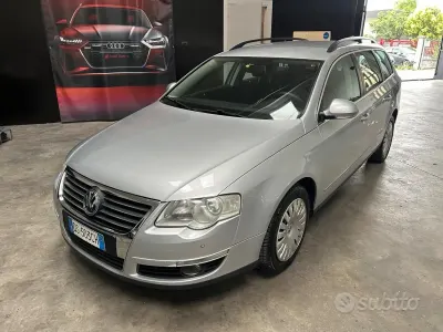 Usata VW Passat Highline 140 CV (102 kW) 2008 Grigio Station wagon