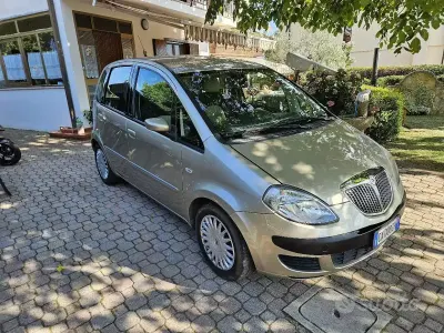 Usata Lancia Musa 95 CV (69 kW) 2005 Monovolume
