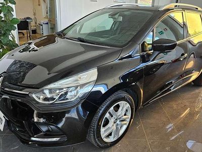Usata Renault Clio GrandTour Intens 90 CV (66 kW) 2017 Nero Station wagon