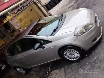 Usata Fiat Punto 65 CV (47 kW) 2008 Utilitaria