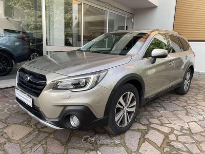 Grigio Usata 2021 Subaru Outback Station wagon | 26.900 € (Super prezzo)