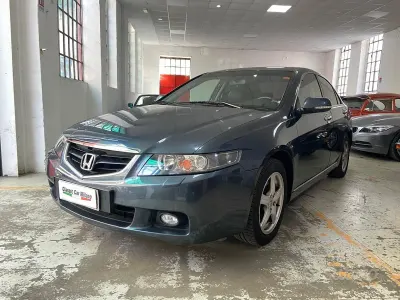Usata Honda Accord 190 CV (139 kW) 2004 Grigio Berlina