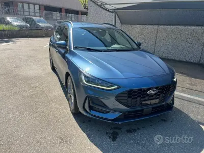 Usata Ford Focus ST-Line 125 CV (91 kW) 2023 Blu Station wagon