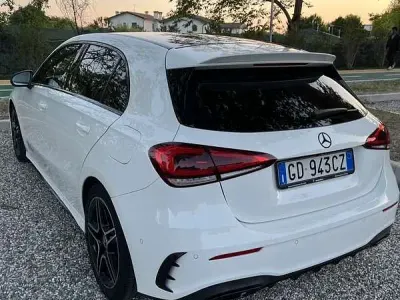 Usata Mercedes A180 Premium 136 CV (100 kW) 2019 Bianco Berlina