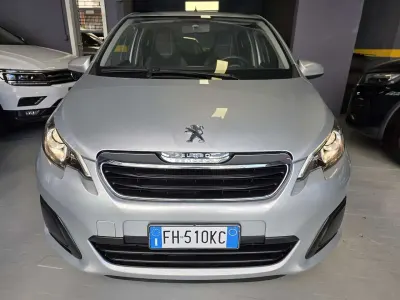 Usata Peugeot 108 Allure 69 CV (50 kW) 2017 Grigio Utilitaria