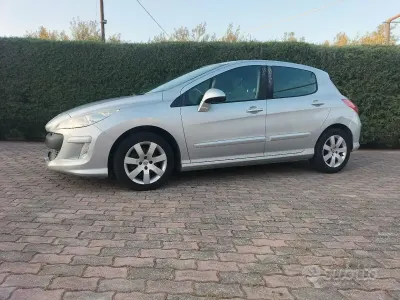 Usata Peugeot 308 90 CV (66 kW) 2008 Berlina