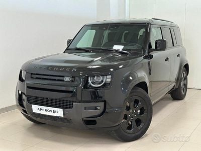 Usata Land Rover Defender SE Dynamic 200 CV (147 kW) 2025 Nero SUV