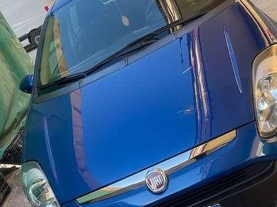 Usata Fiat Punto Emotion 101 CV (74 kW) 2011 Blu/azzurro Utilitaria