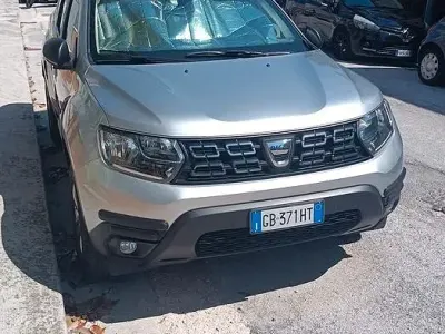 Usata Dacia Duster Comfort 101 CV (74 kW) 2020 Grigio SUV