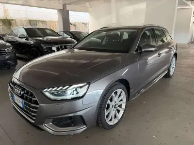 Usado Audi A4 Advanced Plus 163 CV (119 kW) 2020 Gris Familiar
