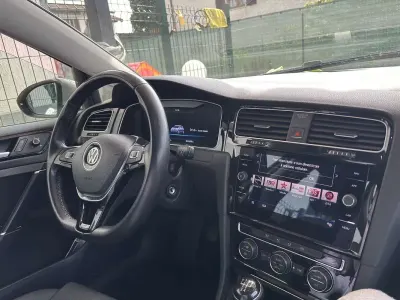 Usata VW Golf VII Highline 116 CV (85 kW) 2018 Berlina