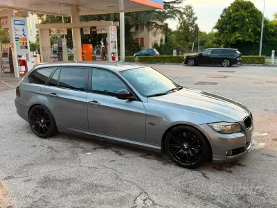 Usata BMW 335 286 CV (210 kW) 2011 Grigio Station wagon