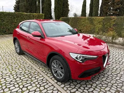 Usata Alfa Romeo Stelvio Business 190 CV (139 kW) 2021 Rosso SUV