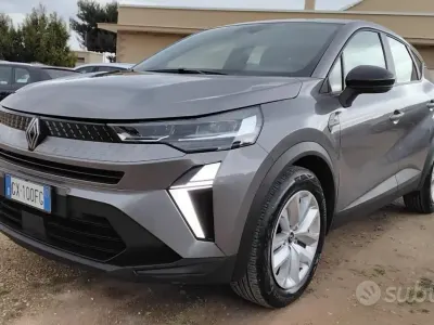 Usado Renault Captur Evolution 91 CV (66 kW) 2024 Gris SUV