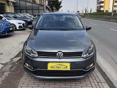 Usata VW Polo Comfortline 90 CV (66 kW) 2015 Grigio Berlina