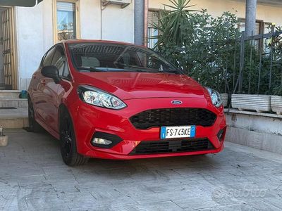 Usata Ford Fiesta ST-Line 86 CV (63 kW) 2017 Rosso Berlina