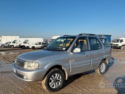 Usata Tata Safari 140 CV (102 kW) 2011 Argento SUV