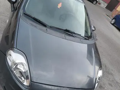 Usata Fiat Grande Punto 90 CV (66 kW) 2008 Grigio Utilitaria