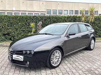 Usata Alfa Romeo 159 150 CV (110 kW) 2008 Marrone Station wagon