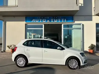 Usata VW Polo 75 CV (55 kW) 2015 Bianco Berlina