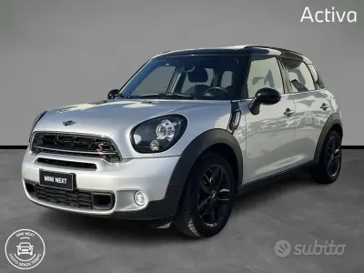Usata Mini Countryman 143 CV (105 kW) 2016 Grigio SUV