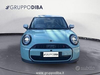 Usata Mini Cooper Classic 204 CV (150 kW) 2024 Blu Utilitaria
