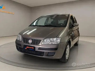 Usata Fiat Idea 77 CV (56 kW) 2008 Marrone Monovolume