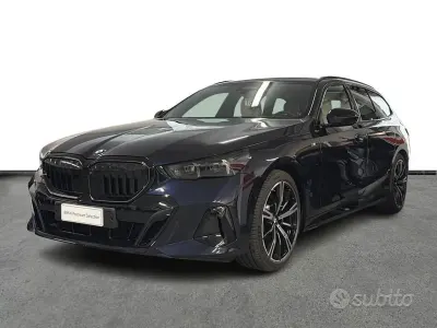 Usata BMW 520 M Sport 197 CV (144 kW) 2025 Carbon black metallizzato Station wagon