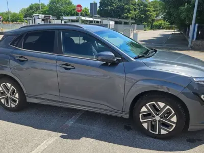 Usata Hyundai Kona 27 kW (38 CV) 2021 Grigio SUV