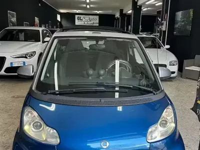 Begagnad Smart ForTwo Cabrio Pure 71 HK (52 kW) 2008 Blå Cab