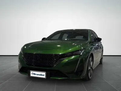 Usata Peugeot 308 GT 131 CV (96 kW) 2021 Verde met Berlina