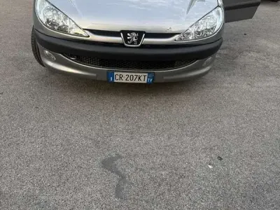 Usata Peugeot 206 S 88 CV (64 kW) 2005 Grigio Berlina