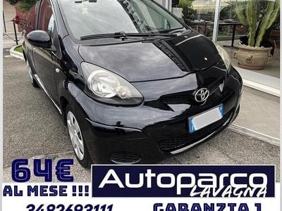 Nero Usata 2010 Toyota Aygo Utilitaria | 4900 € (Buon prezzo)