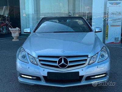 Usata Mercedes E200 Avantgarde 184 CV (135 kW) 2011 Grigio Cabrio