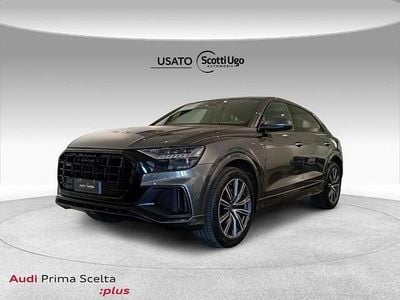 Usata Audi Q8 Sport 231 CV (169 kW) 2021 Grigio daytona perla SUV