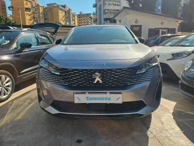Usata Peugeot 3008 Allure 131 CV (96 kW) 2023 Grigio SUV