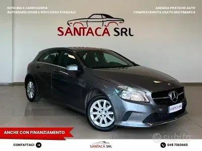Usata Mercedes A180 Premium 109 CV (80 kW) 2016 Grigio Utilitaria