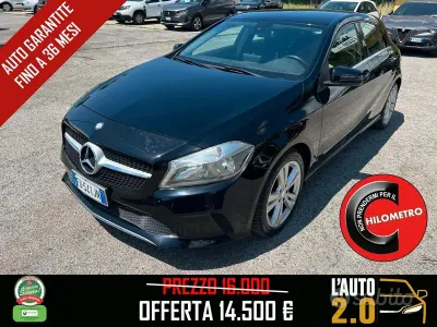 Usata Mercedes A180 109 CV (80 kW) 2016 Nero Berlina