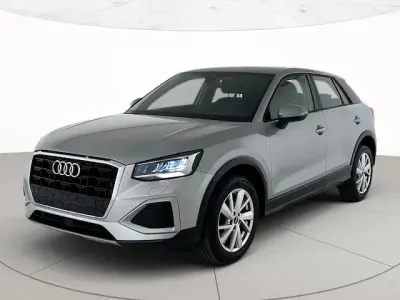 Usata Audi Q2 Advanced Plus 150 CV (110 kW) 2023 Argento metallizzato SUV