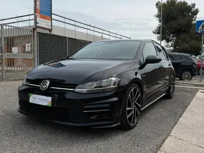 Usata VW Golf VII Business 116 CV (85 kW) 2018 Nero Berlina